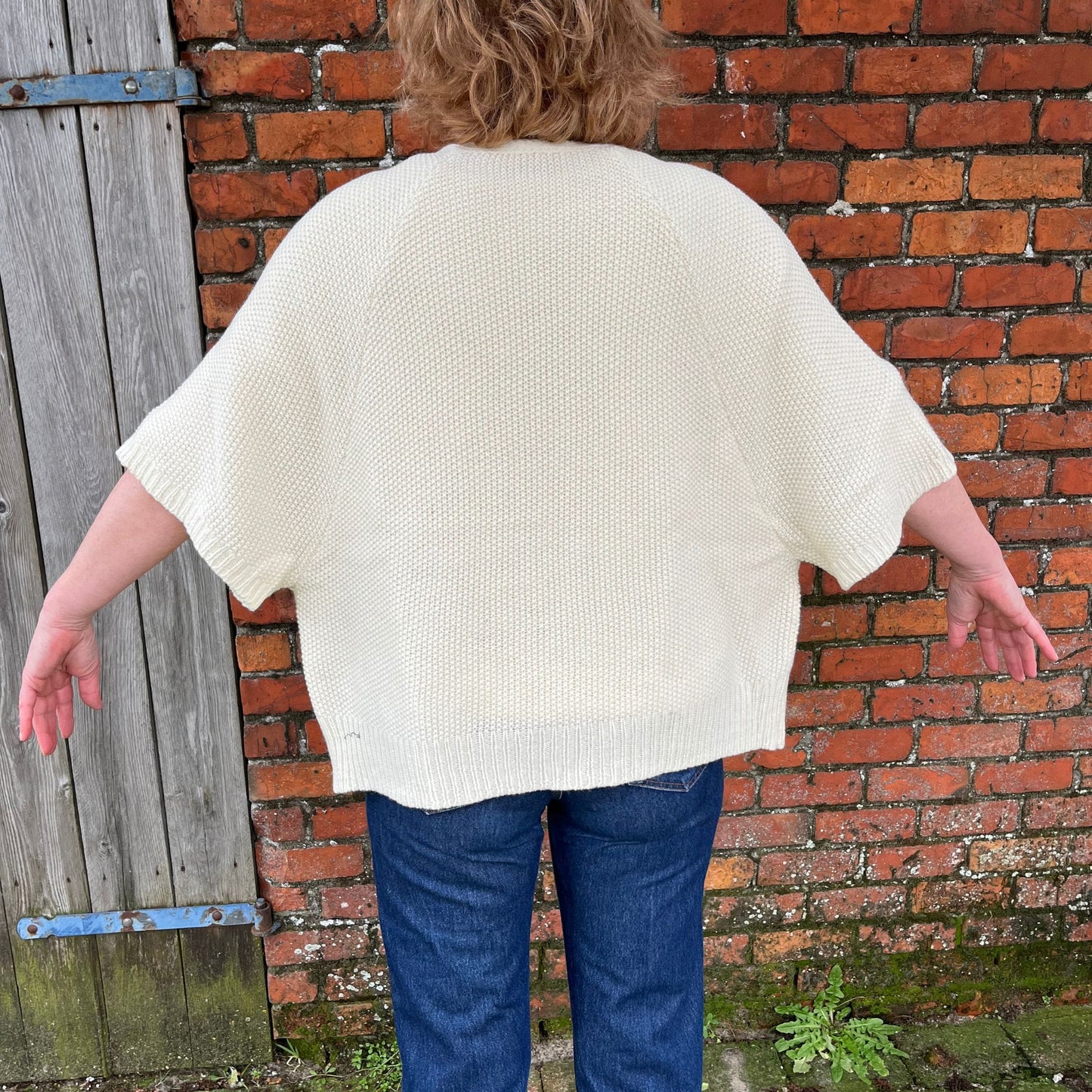 Lydie vest natural white.