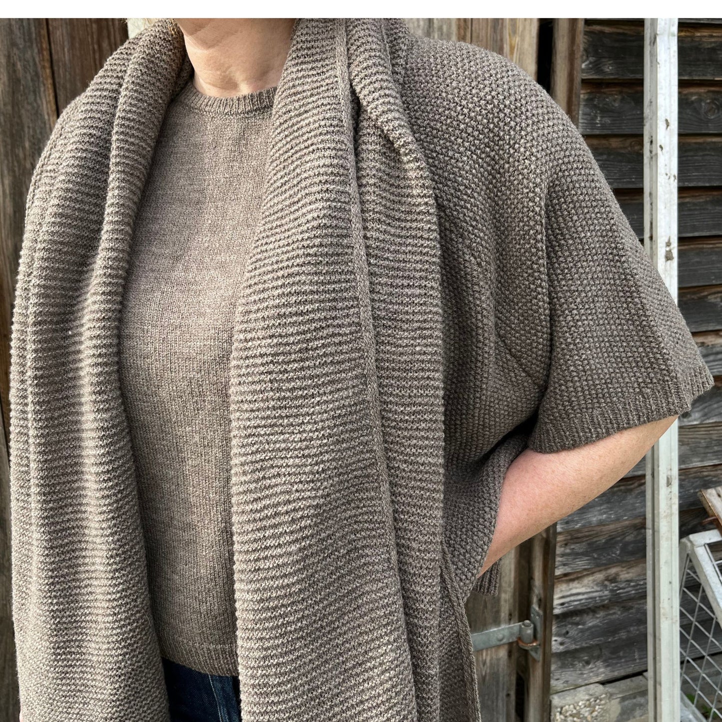 Adrienne sjaal natural mocha.