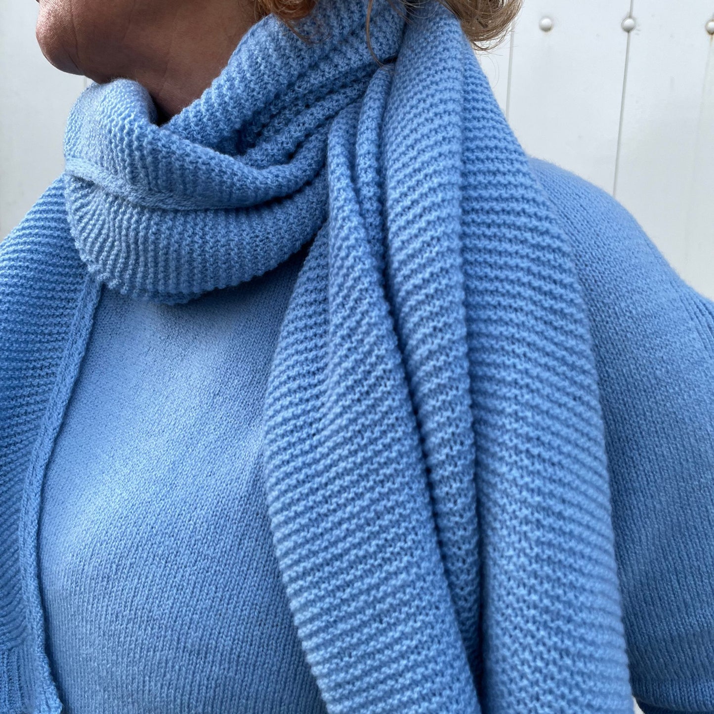 Adrienne sjaal skyblue.