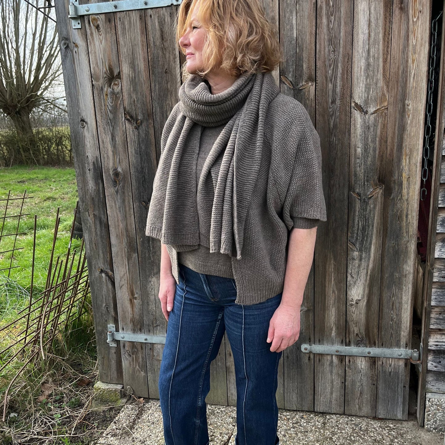 Lydie vest natural mocha.