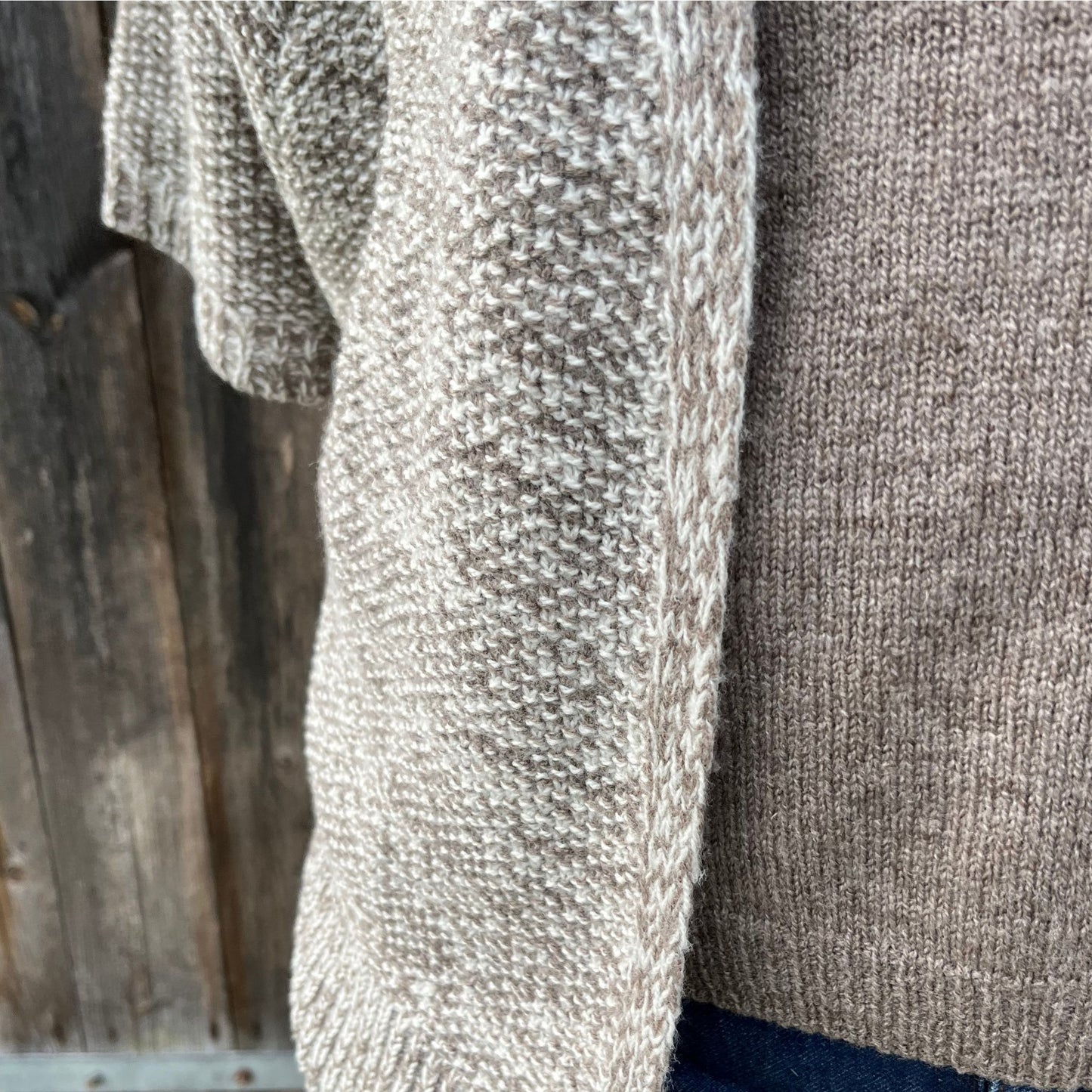 Lydie vest natural white mocha.