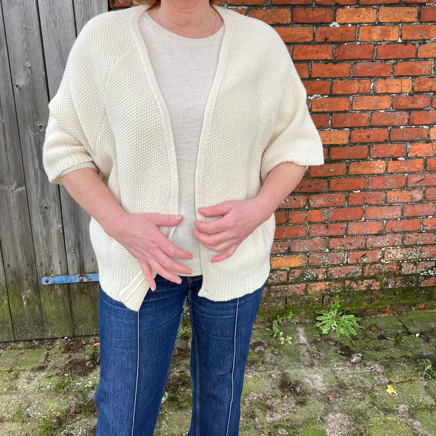 Lydie vest natural white.