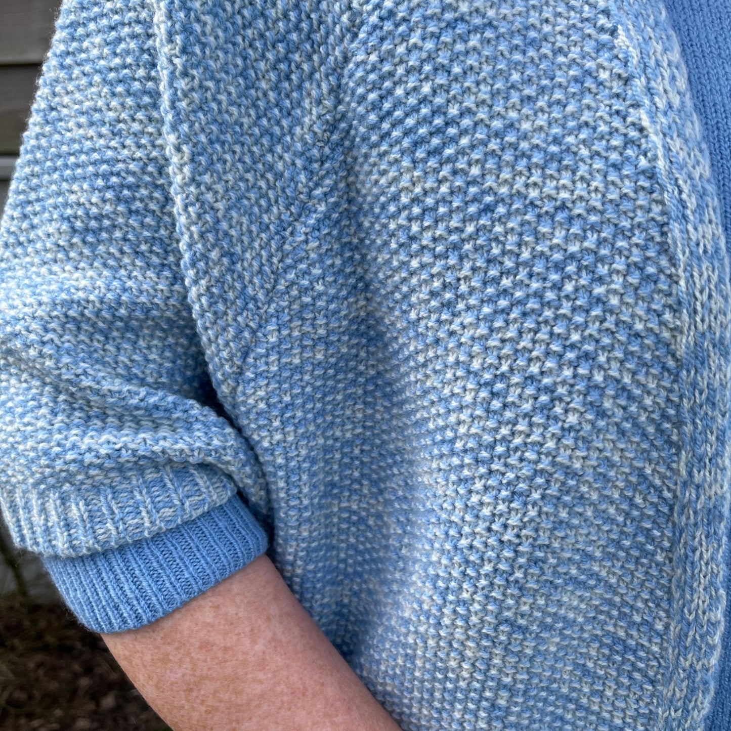 Lydie vest white sky.