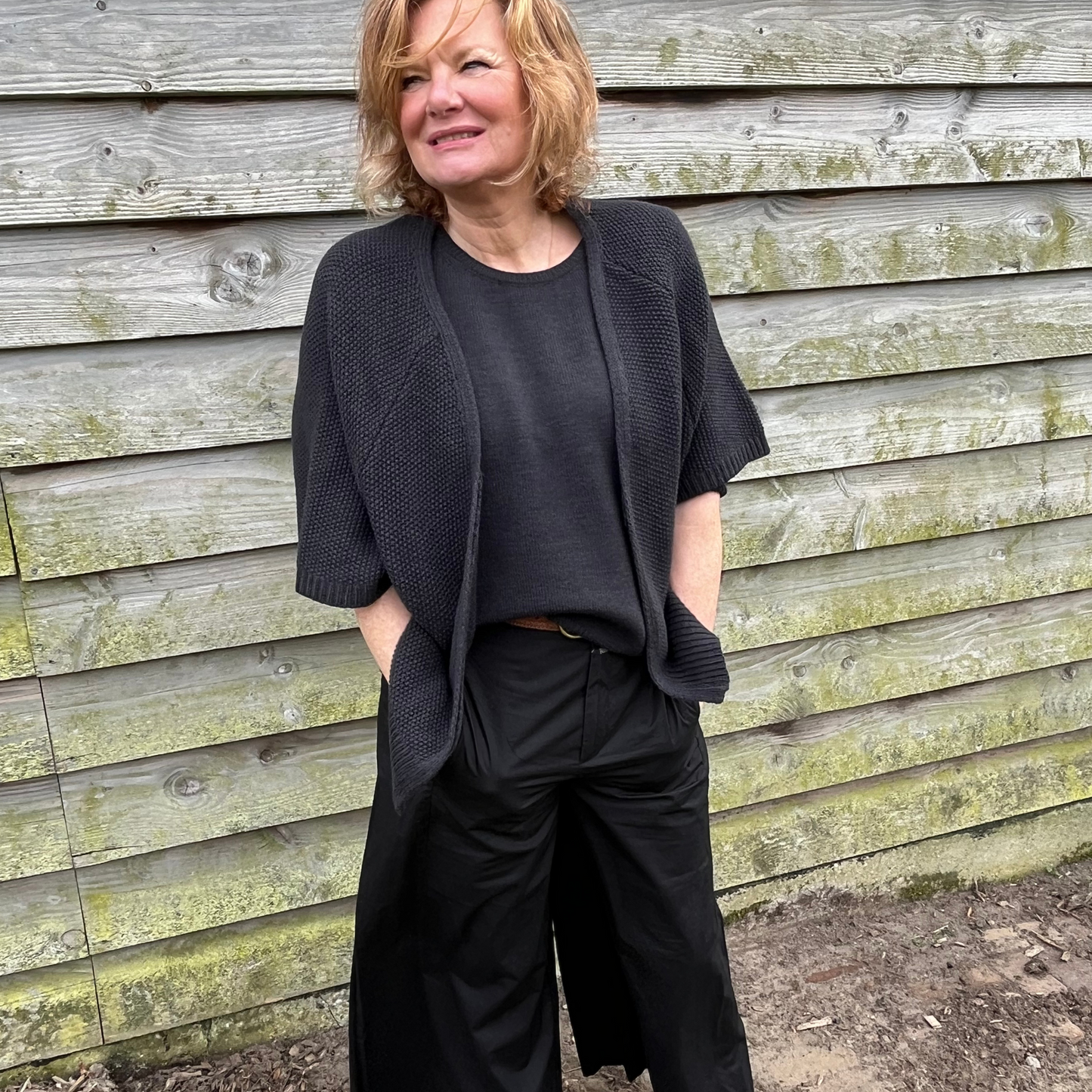 Lydie vest almost black.